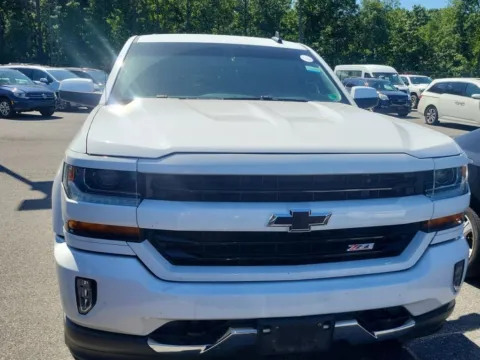 Photos of 2018 Chevrolet Silverado 1500 LT LT2 for sale in Westfield, IN at Indy Auto Man - Westfield
