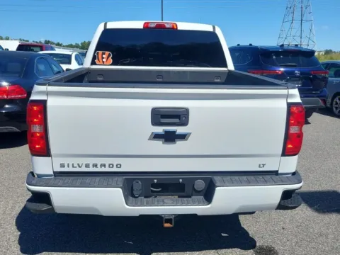 More photos of 2018 Chevrolet Silverado 1500 LT LT2 at Indy Auto Man - Westfield, IN