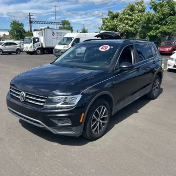 Another view of 2019 Volkswagen Tiguan 2.0T SE for sale in Westfield, IN at Indy Auto Man - Westfield