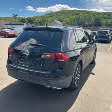 More photos of 2019 Volkswagen Tiguan 2.0T SE at Indy Auto Man - Westfield, IN