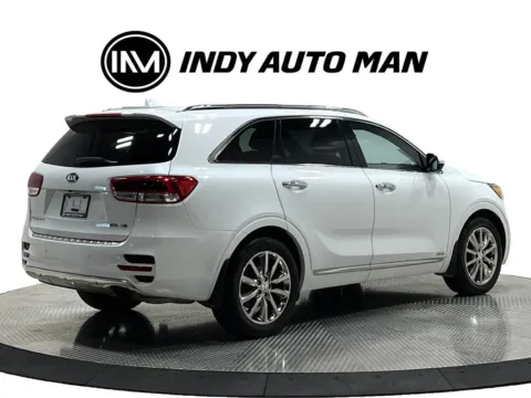 More photos of 2018 Kia Sorento SX Limited at Indy Auto Man - Westfield, IN