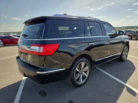 More photos of 2019 Lincoln Navigator Black Label at Indy Auto Man - Westfield, IN