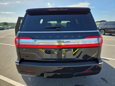 More photos of 2019 Lincoln Navigator Black Label at Indy Auto Man - Westfield, IN