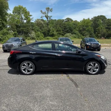 More photos of 2015 Hyundai Elantra Limited at Indy Auto Man - Westfield, IN