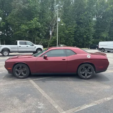 More photos of 2018 Dodge Challenger R/T at Indy Auto Man - Westfield, IN