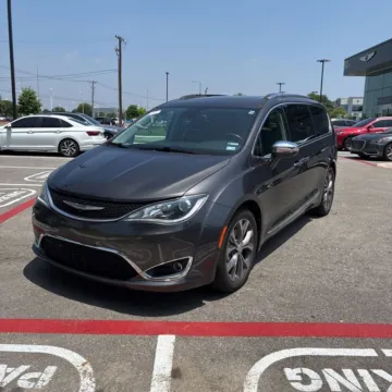Another view of 2019 Chrysler Pacifica Limited for sale in Westfield, IN at Indy Auto Man - Westfield