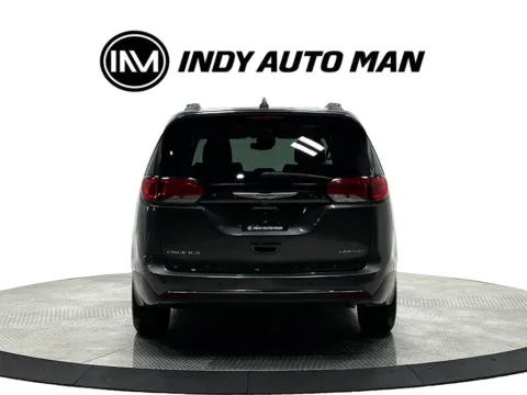 More photos of 2019 Chrysler Pacifica Limited at Indy Auto Man - Westfield, IN