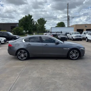 More photos of 2017 Jaguar XE 35t Premium at Indy Auto Man - Westfield, IN