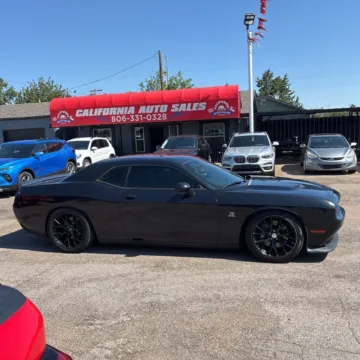 More photos of 2015 Dodge Challenger R/T Scat Pack at Indy Auto Man - Westfield, IN