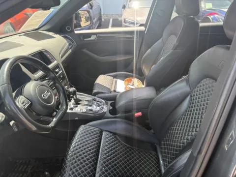 More photos of 2016 Audi SQ5 3.0T Premium Plus quattro at Indy Auto Man - Westfield, IN