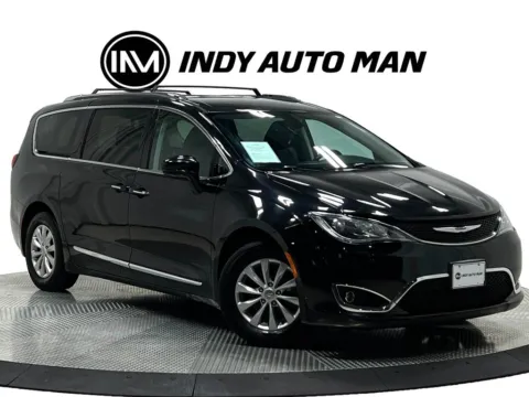 Photos of 2019 Chrysler Pacifica Touring L for sale in Westfield, IN at Indy Auto Man - Westfield