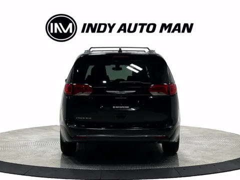 More photos of 2019 Chrysler Pacifica Touring L at Indy Auto Man - Westfield, IN