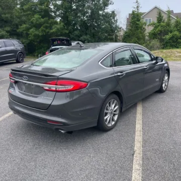 More photos of 2017 Ford Fusion Energi Platinum at Indy Auto Man - Westfield, IN