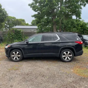 More photos of 2019 Chevrolet Traverse 3LT at Indy Auto Man - Westfield, IN