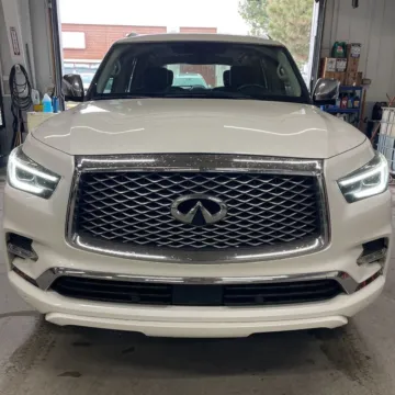 Photos of 2019 INFINITI QX80 LUXE for sale in Westfield, IN at Indy Auto Man - Westfield