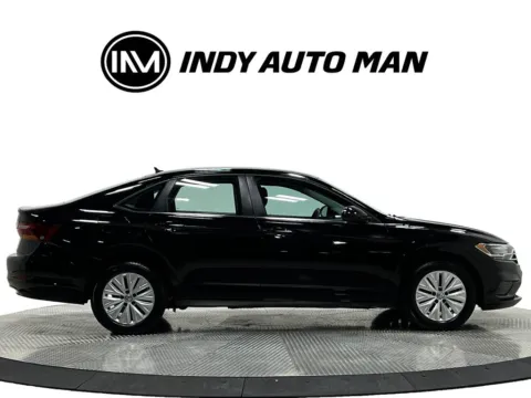 Another view of 2019 Volkswagen Jetta 1.4T SE for sale in Westfield, IN at Indy Auto Man - Westfield