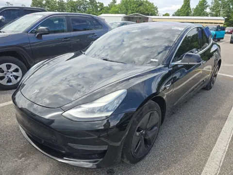 Photos of 2018 Tesla Model 3 Long Range for sale in Westfield, IN at Indy Auto Man - Westfield