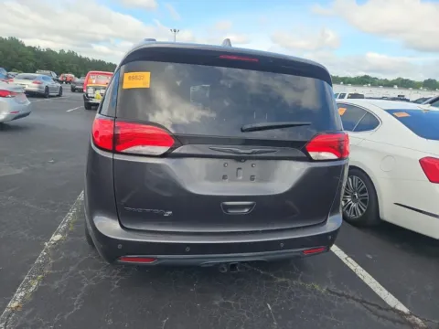 More photos of 2019 Chrysler Pacifica Touring L Plus at Indy Auto Man - Westfield, IN