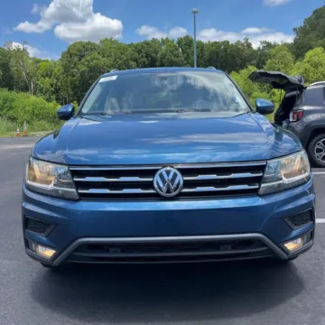 Photos of 2020 Volkswagen Tiguan 2.0T SEL for sale in Westfield, IN at Indy Auto Man - Westfield