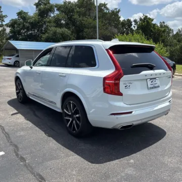 More photos of 2018 Volvo XC90 T6 Inscription at Indy Auto Man - Westfield, IN