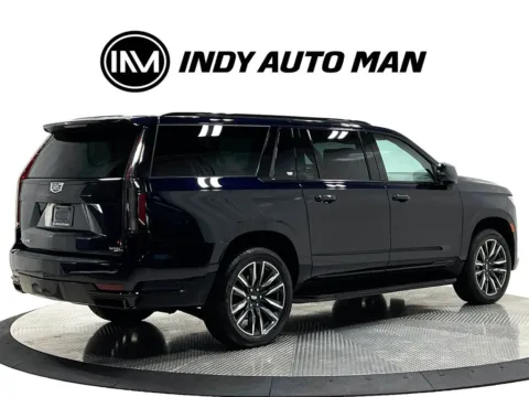 More photos of 2021 Cadillac Escalade ESV Sport Platinum at Indy Auto Man - Westfield, IN