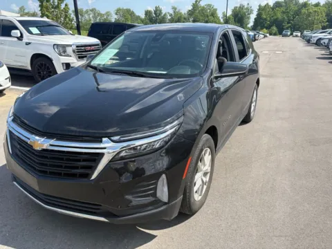 Photos of 2022 Chevrolet Equinox LT for sale in Westfield, IN at Indy Auto Man - Westfield