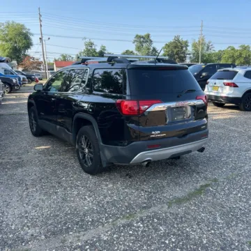 More photos of 2018 GMC Acadia SLT-1 at Indy Auto Man - Westfield, IN