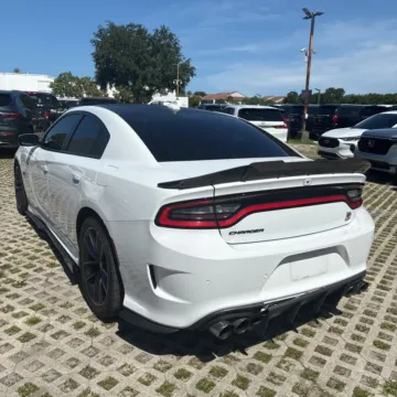 More photos of 2019 Dodge Charger R/T Scat Pack at Indy Auto Man - Westfield, IN