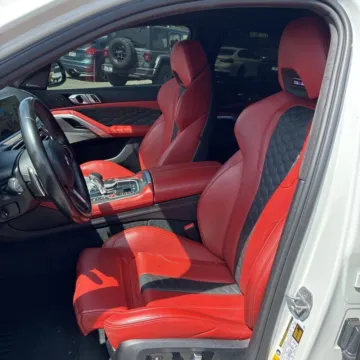 More photos of 2022 BMW X6 M at Indy Auto Man - Westfield, IN