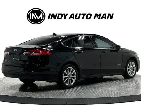 More photos of 2019 Ford Fusion Hybrid SE at Indy Auto Man - Westfield, IN