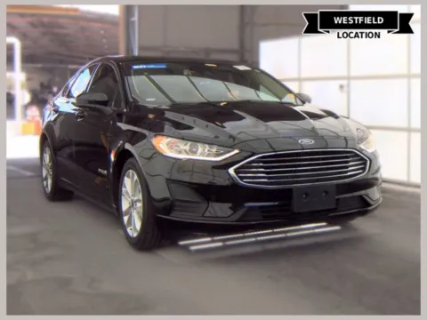 Black 2019 Ford Fusion Hybrid SE for sale in Westfield, IN