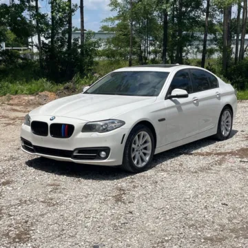 Photos of 2015 BMW 5 Series 535i xDrive for sale in Westfield, IN at Indy Auto Man - Westfield