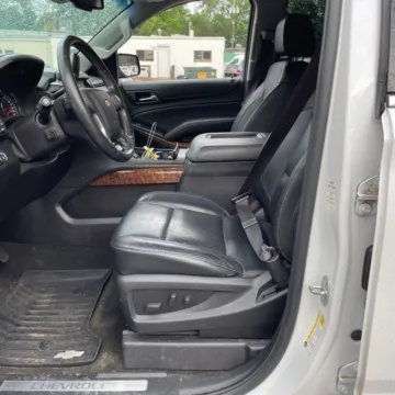 More photos of 2017 Chevrolet Suburban Premier at Indy Auto Man - Westfield, IN