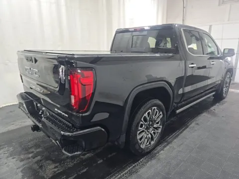 More photos of 2025 GMC Sierra 1500 Denali Ultimate at Indy Auto Man - Westfield, IN