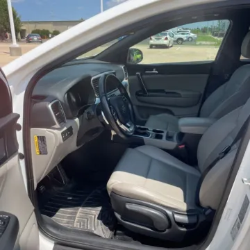 More photos of 2020 Kia Sportage S at Indy Auto Man - Westfield, IN