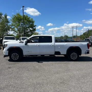 More photos of 2022 GMC Sierra 2500HD AT4 at Indy Auto Man - Westfield, IN