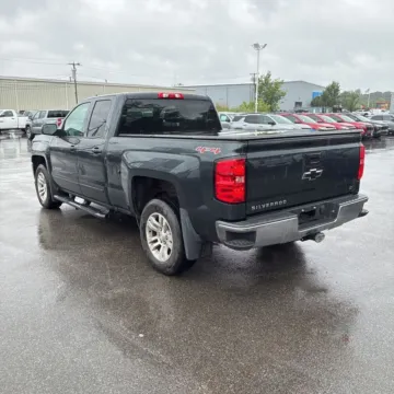 More photos of 2017 Chevrolet Silverado 1500 LT LT1 at Indy Auto Man - Westfield, IN