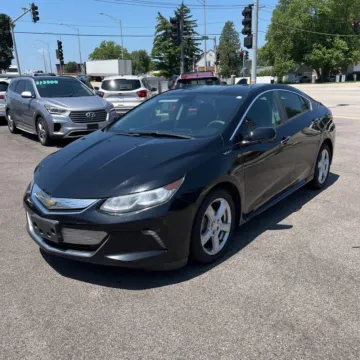 Photos of 2018 Chevrolet Volt LT for sale in Westfield, IN at Indy Auto Man - Westfield