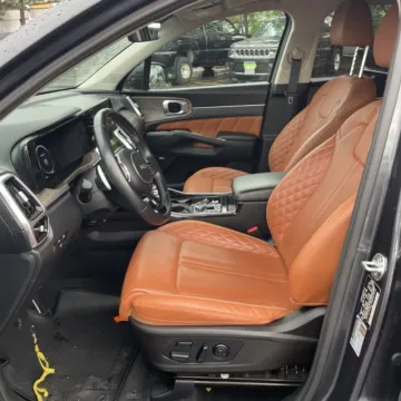 More photos of 2022 Kia Sorento X-Line SX Prestige at Indy Auto Man - Westfield, IN