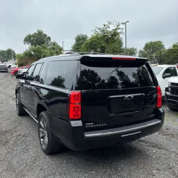 More photos of 2018 Chevrolet Suburban Premier at Indy Auto Man - Westfield, IN