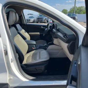 More photos of 2020 Ford Escape Titanium at Indy Auto Man - Westfield, IN