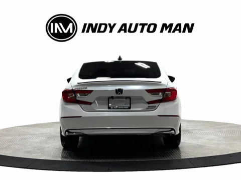 More photos of 2022 Honda Accord Hybrid Sport at Indy Auto Man - Westfield, IN