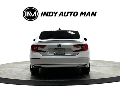 More photos of 2022 Honda Accord Hybrid Sport at Indy Auto Man - Westfield, IN