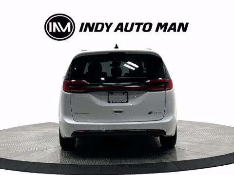 More photos of 2024 Chrysler Pacifica Hybrid Select at Indy Auto Man - Westfield, IN