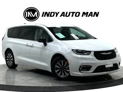 Photos of 2024 Chrysler Pacifica Hybrid Select for sale in Westfield, IN at Indy Auto Man - Westfield