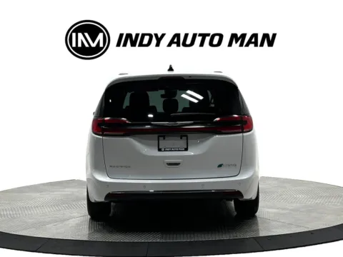 More photos of 2024 Chrysler Pacifica Hybrid Select at Indy Auto Man - Westfield, IN