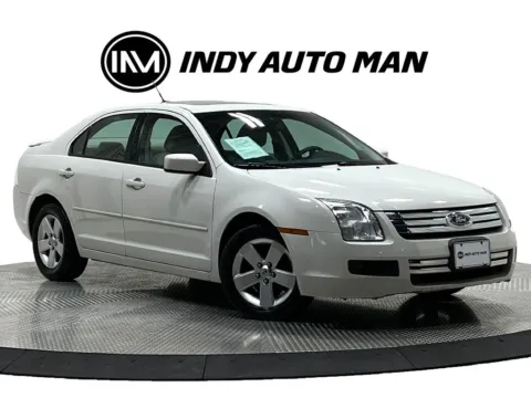 Photos of 2009 Ford Fusion SE for sale in Westfield, IN at Indy Auto Man - Westfield