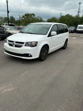 Photos of 2016 Dodge Grand Caravan R/T for sale in Westfield, IN at Indy Auto Man - Westfield