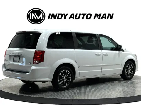 More photos of 2016 Dodge Grand Caravan R/T at Indy Auto Man - Westfield, IN