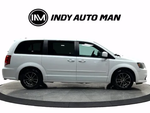 Another view of 2016 Dodge Grand Caravan R/T for sale in Westfield, IN at Indy Auto Man - Westfield